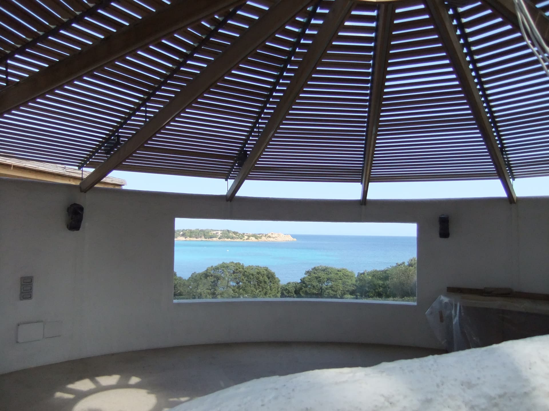 Capoferri Serramenti
Wooden pergola
Wooden pergola