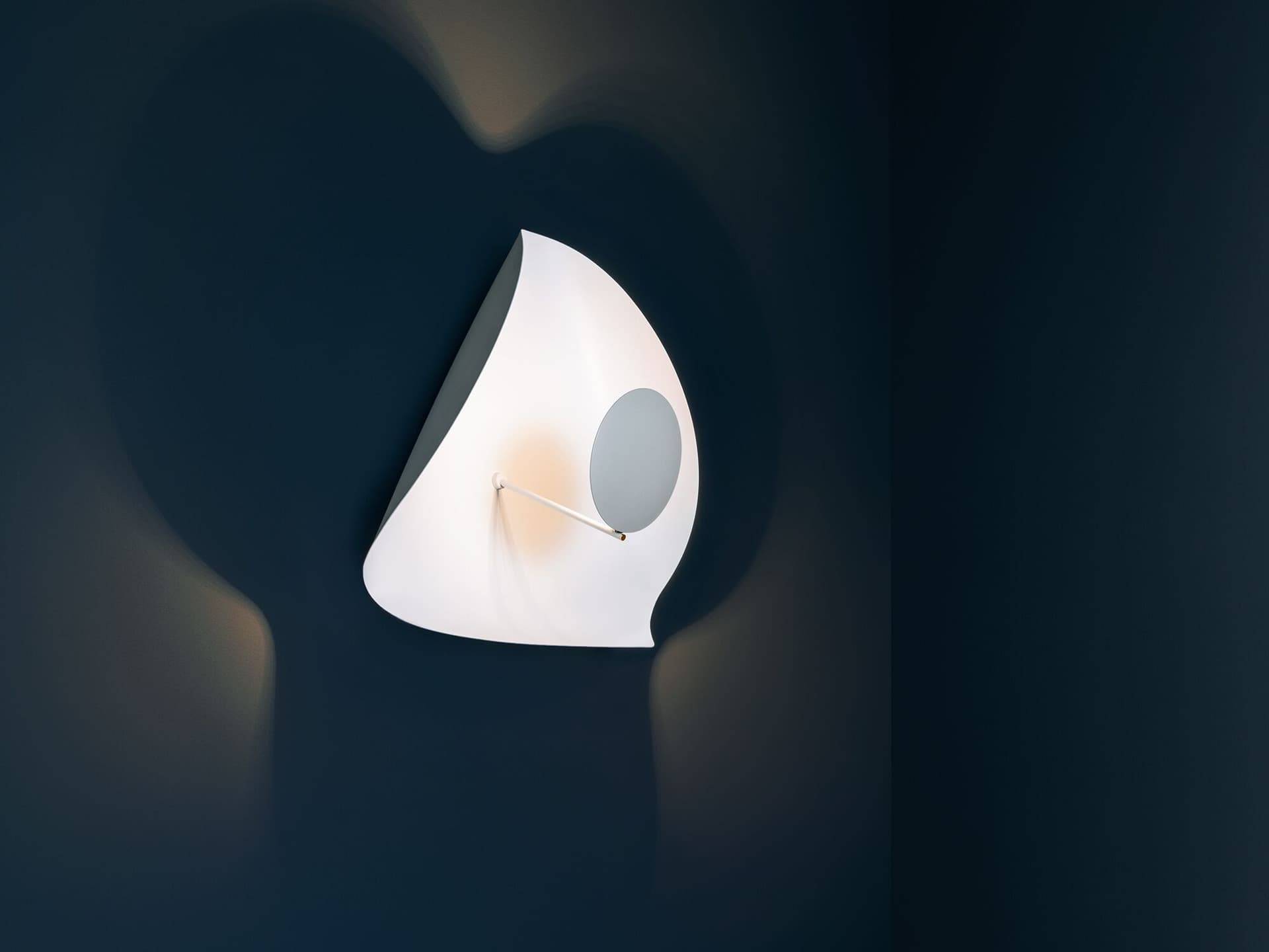 Catellani & Smith
LEDERAM MANTA CWS1
LED aluminium wall lamp