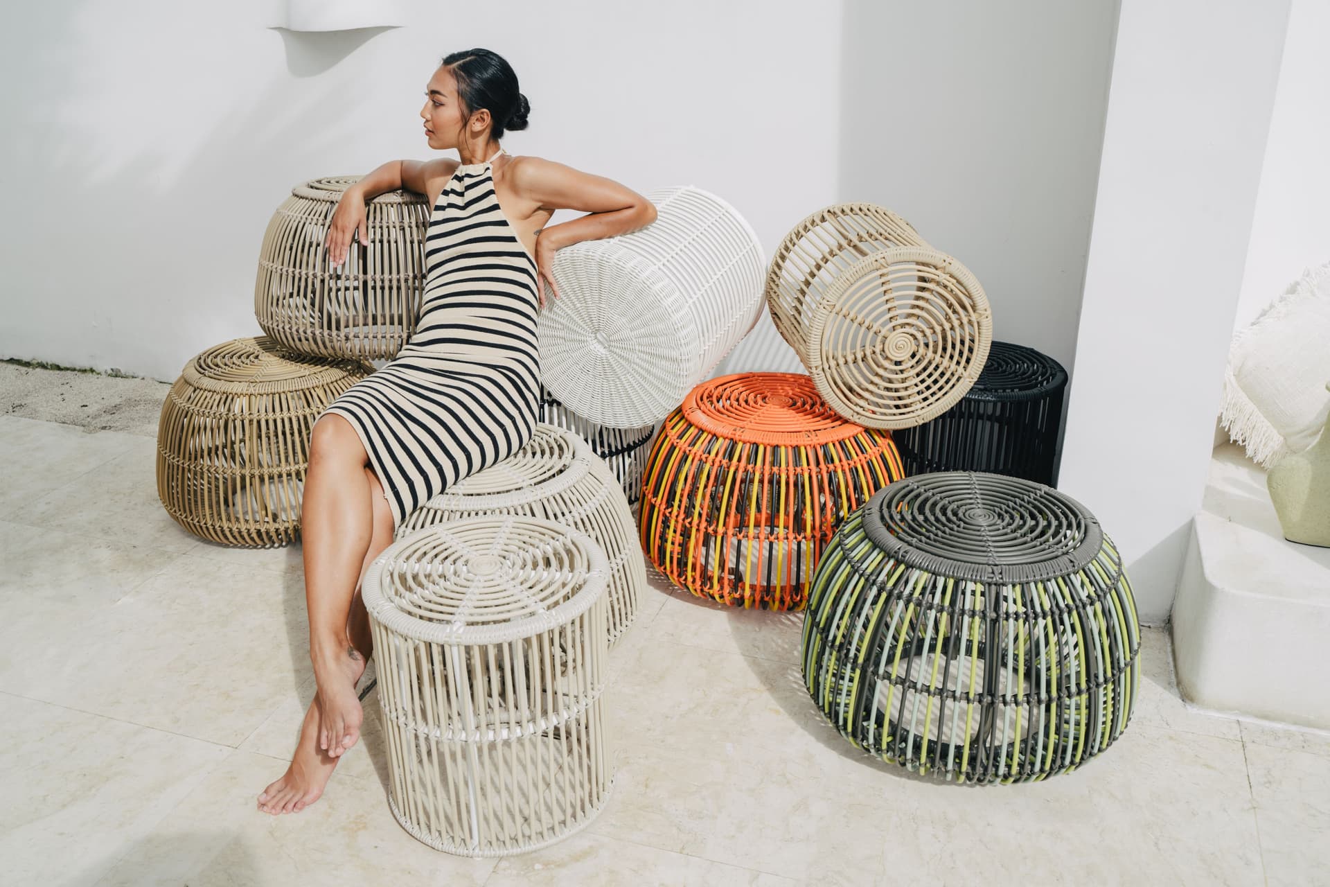 CBdesign
BIZARRE CILINDER
Round synthetic fibre garden side table