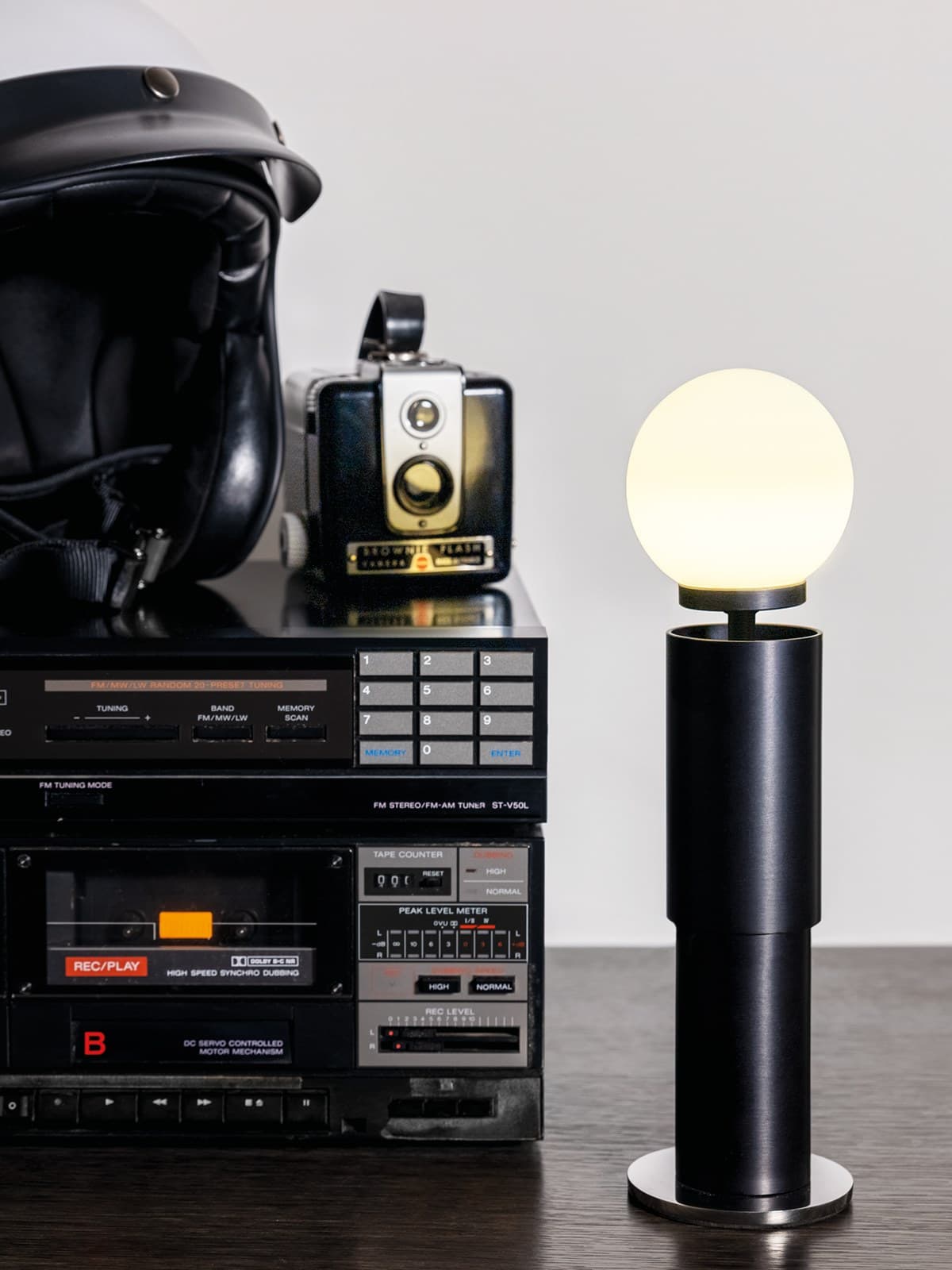 Chiaro di Luna
iO
LED aluminum table lamp with rechargeable battery