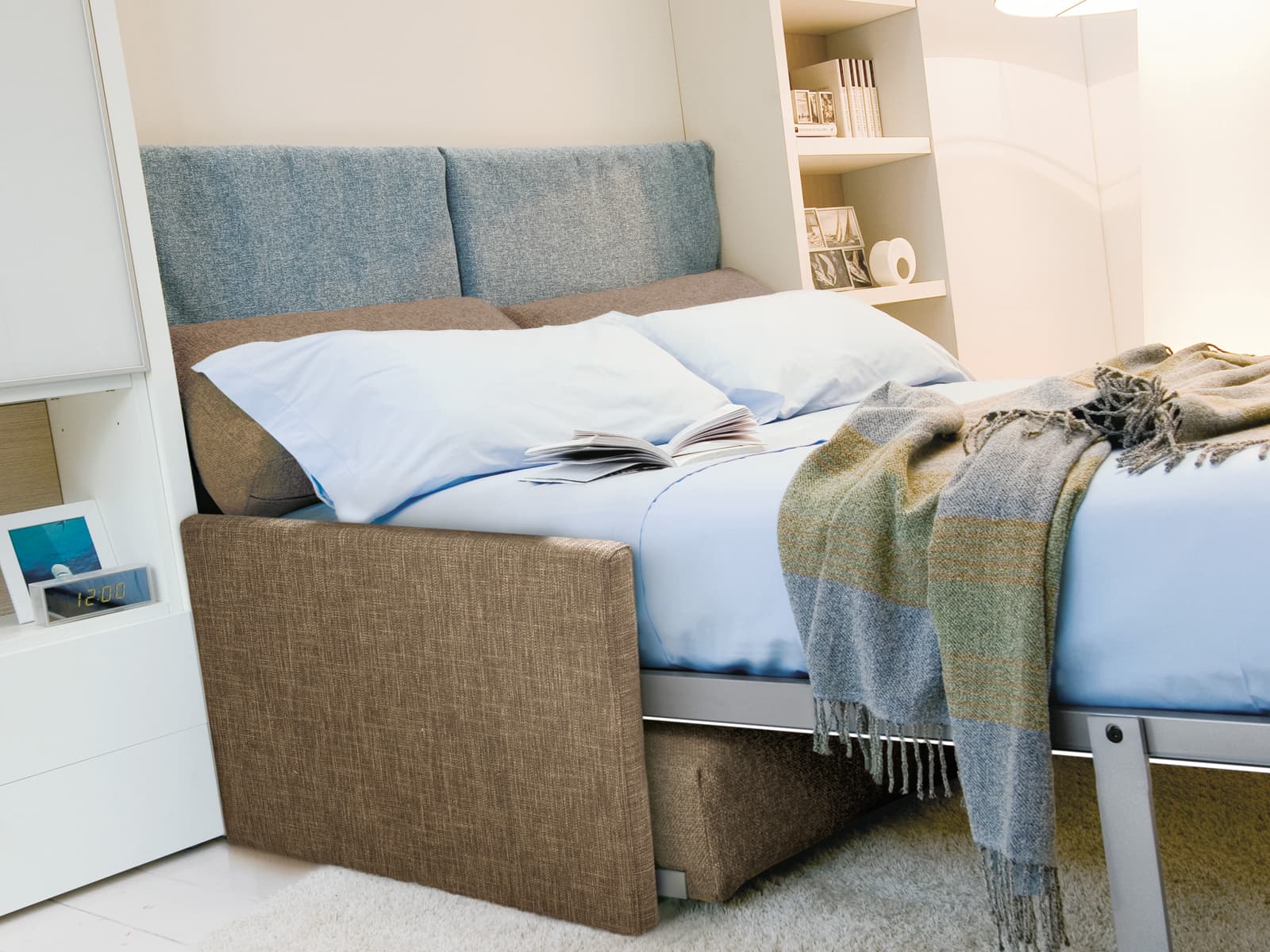 CLEI
PENELOPE SOFA
Pull-down double bed