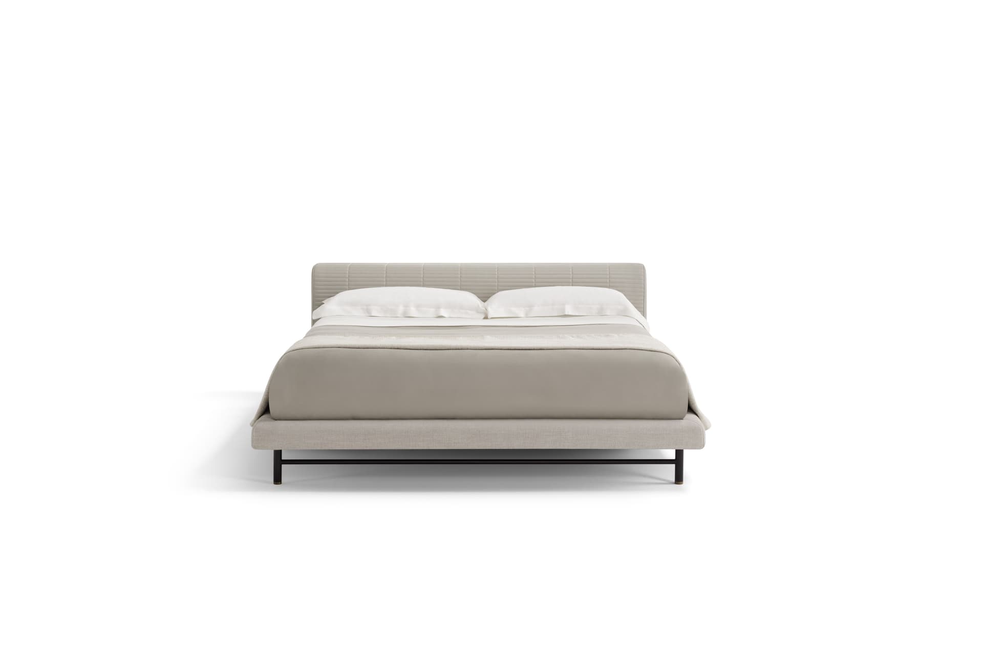 Conte Casa
CRICKET
Leather and fabric double bed