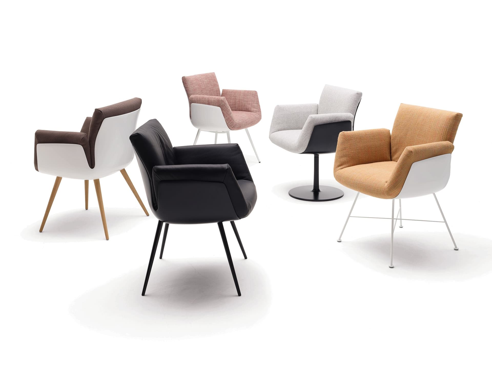 COR
ALVO
Trestle-based chair with armrests