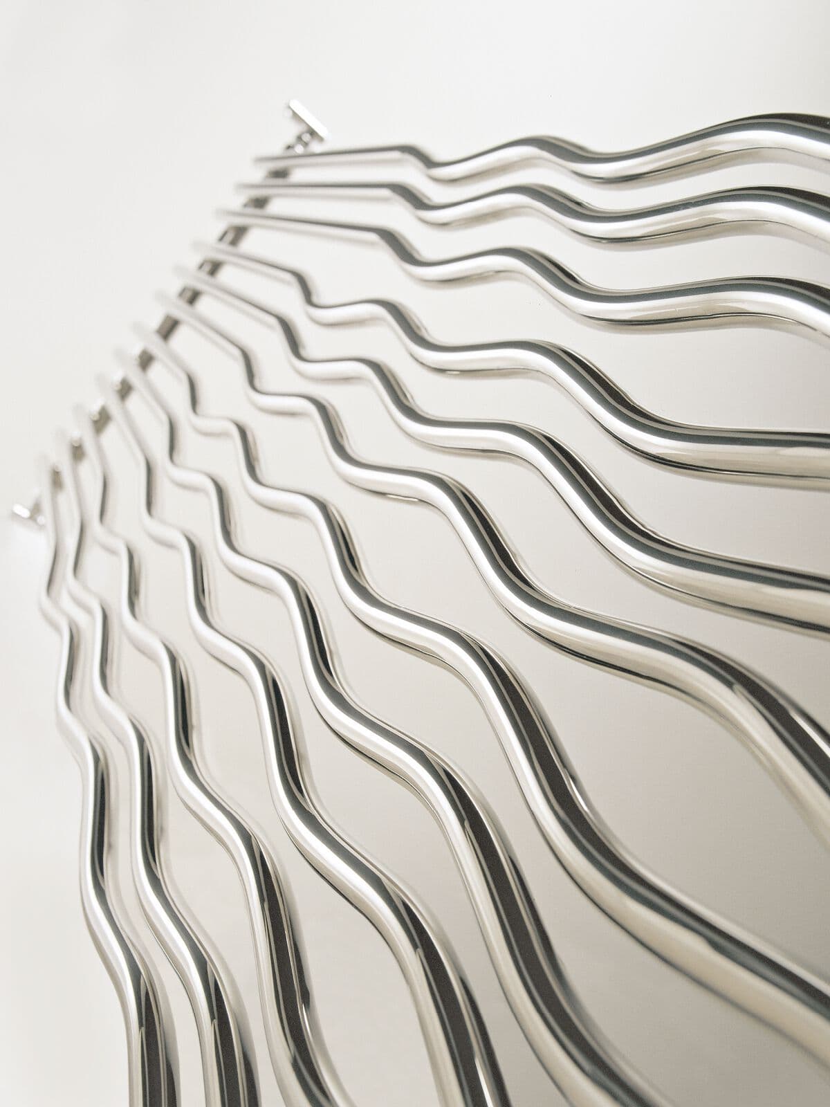 Cordivari Design
RIO
Glossy steel decorative radiator