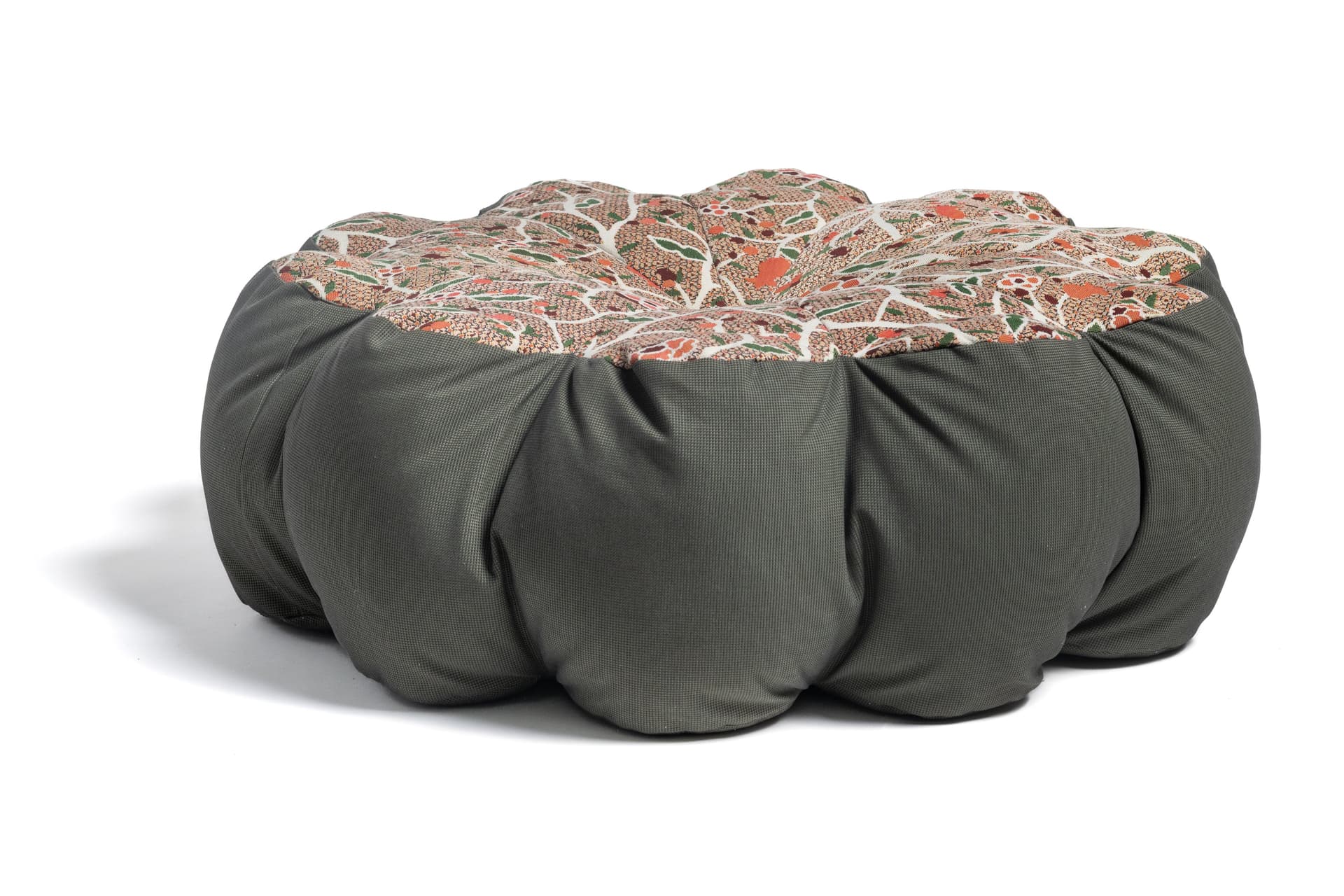 COZIP
COSY FLOWER
Fabric garden pouf