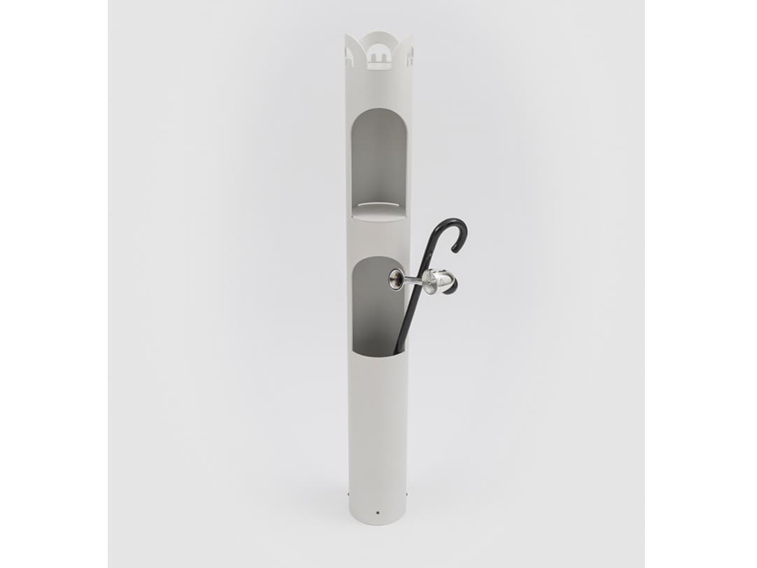 Danese Milano
KERGUELEN
Powder coated aluminium and iron coat rack / umbrella stand
