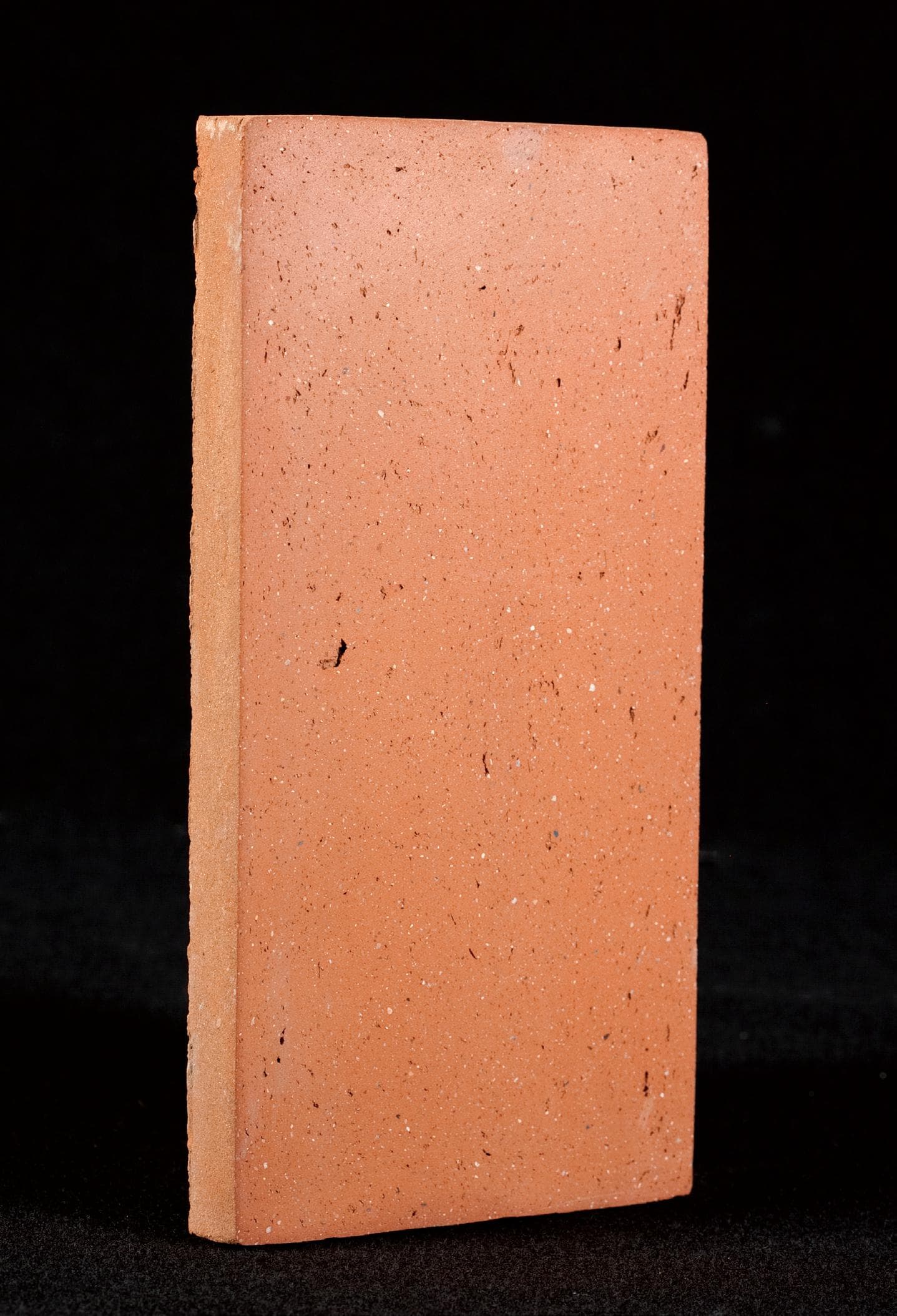 Danilo Ramazzotti
COTTO ZERO VENTILATO - Red
Quarry flooring