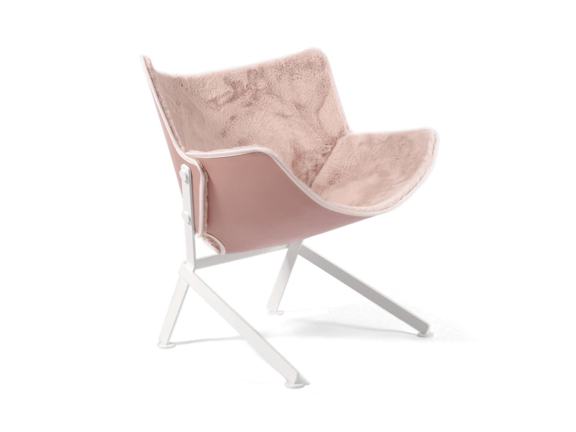 DANTE - Goods And Bads
EL SANTO VEGAN FUR
Upholstered vegan fur armchair