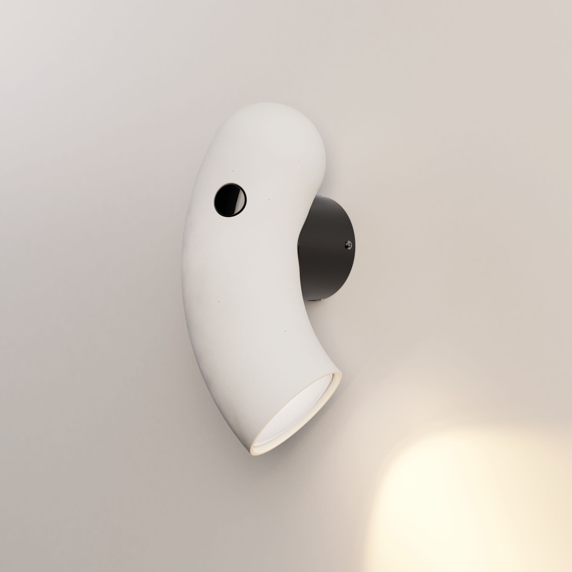 Darmes
HYPHEN
LED porcelain wall lamp