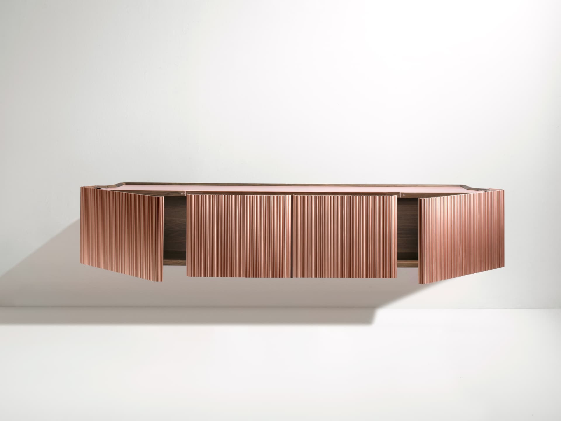 DE CASTELLI
CANNETO
Suspended metal sideboard with doors