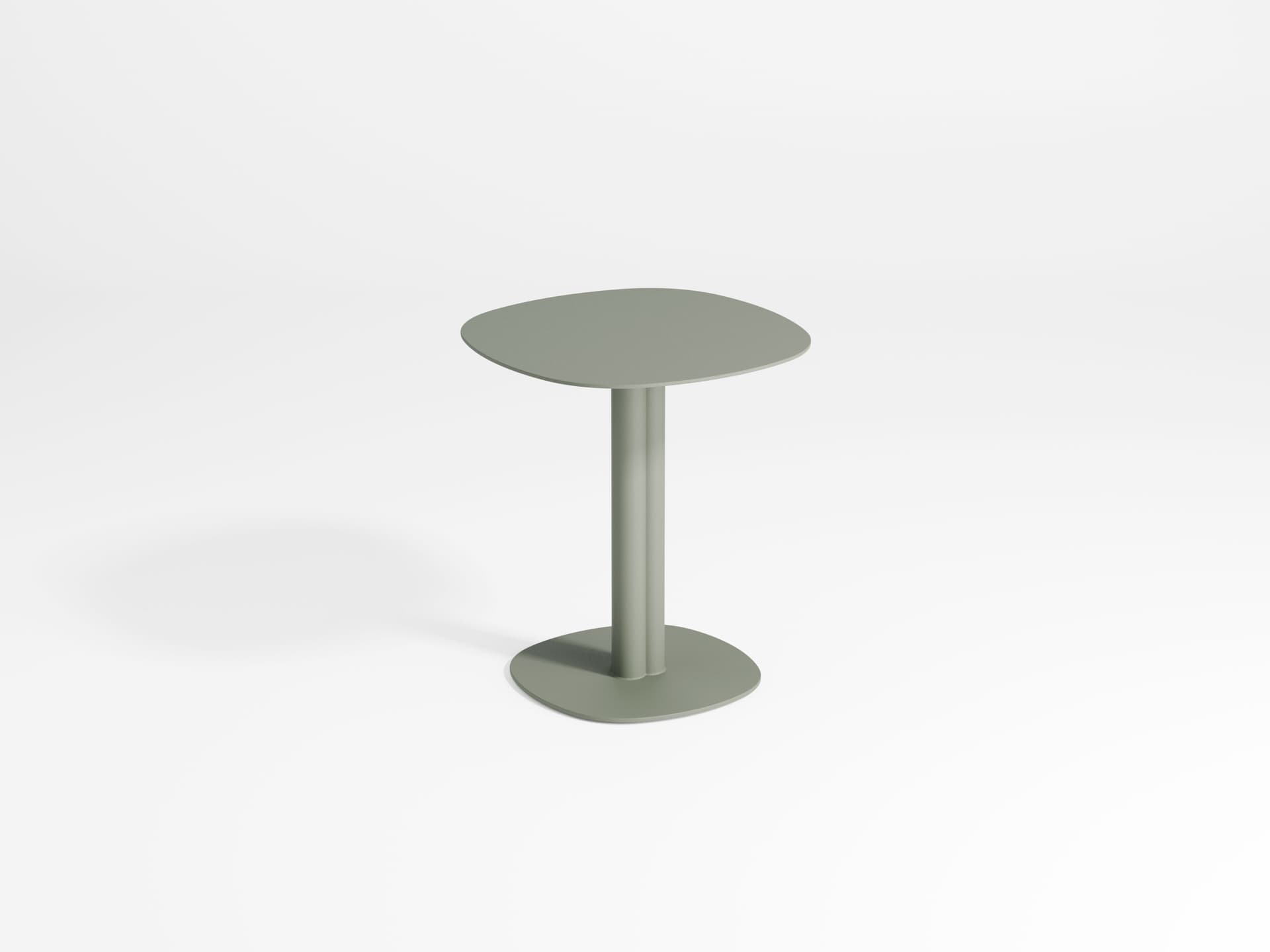 DESIGN BY THEM
TWILL
Square aluminium side table