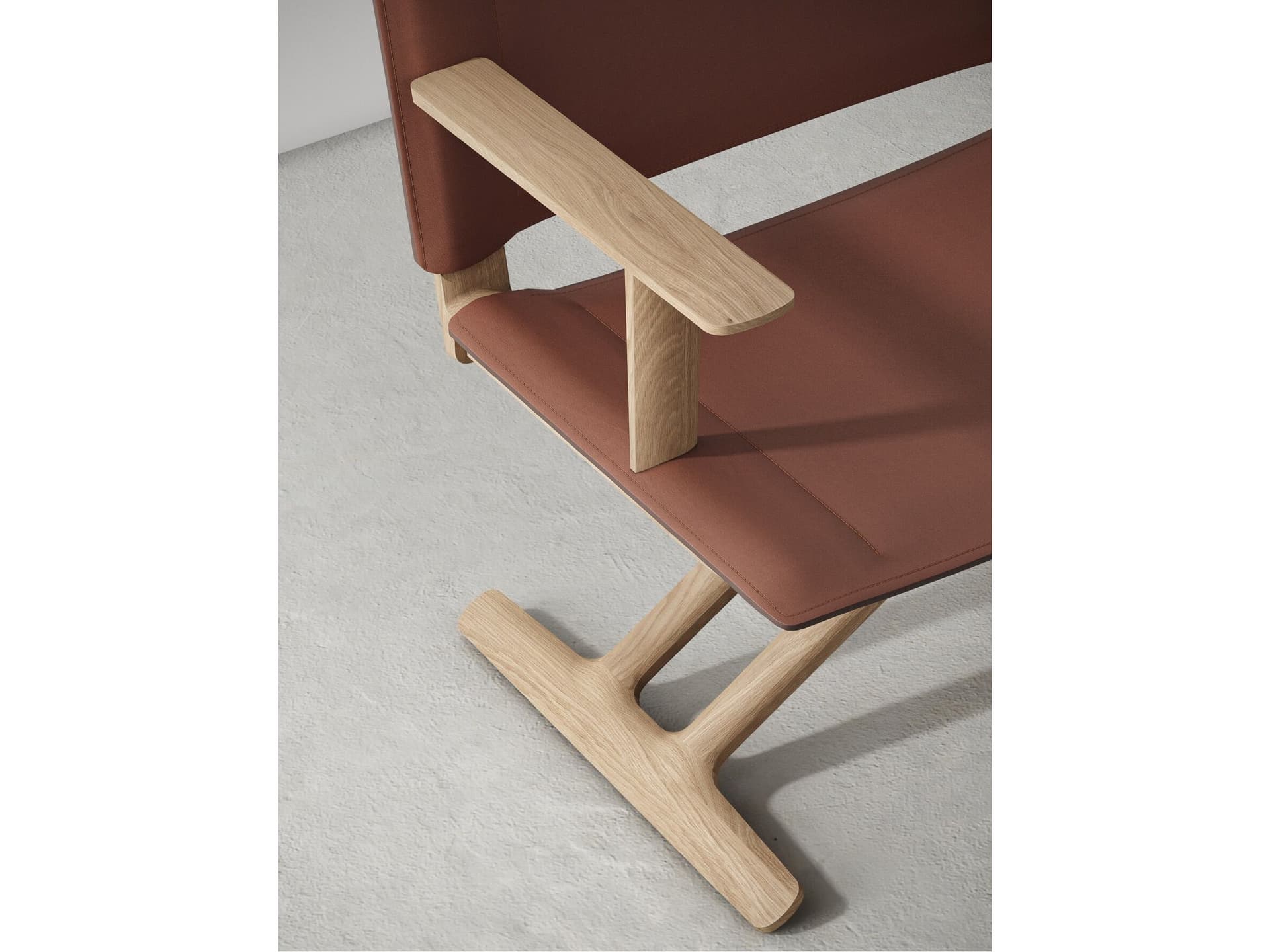 District Eight
LODGE
Oak easy chair