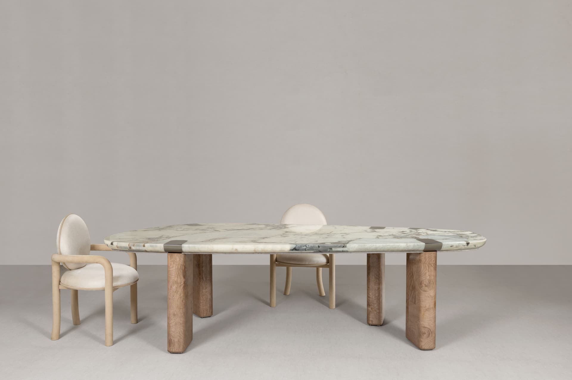 DIVIANA
TA.06
Marble and wooden dining table