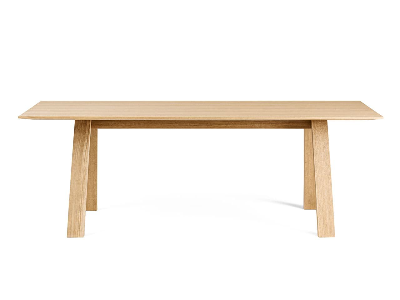 DUB
DDT01
Rectangular oak dining table