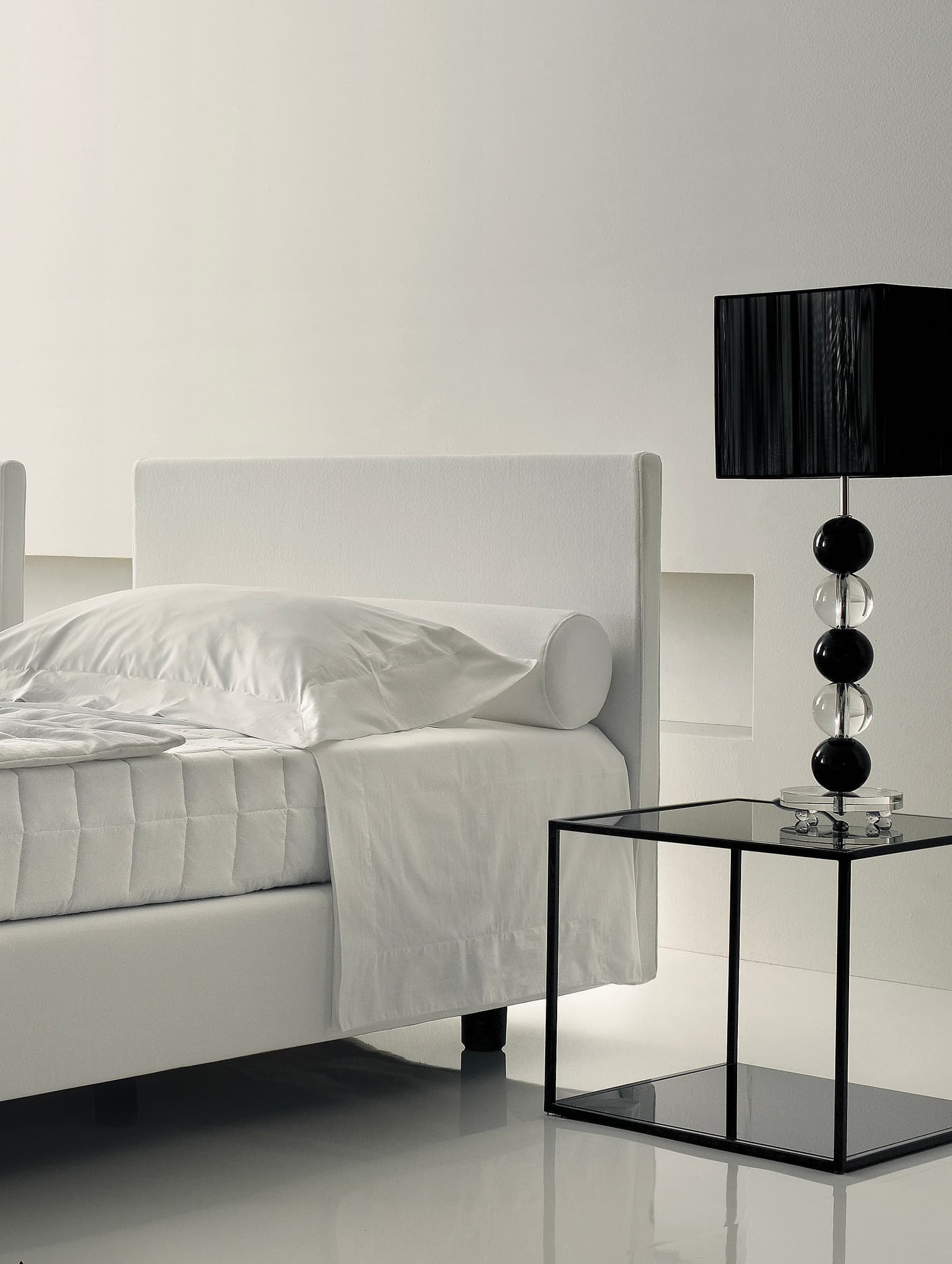 Duomo Design
DERBY
Full size storage bed