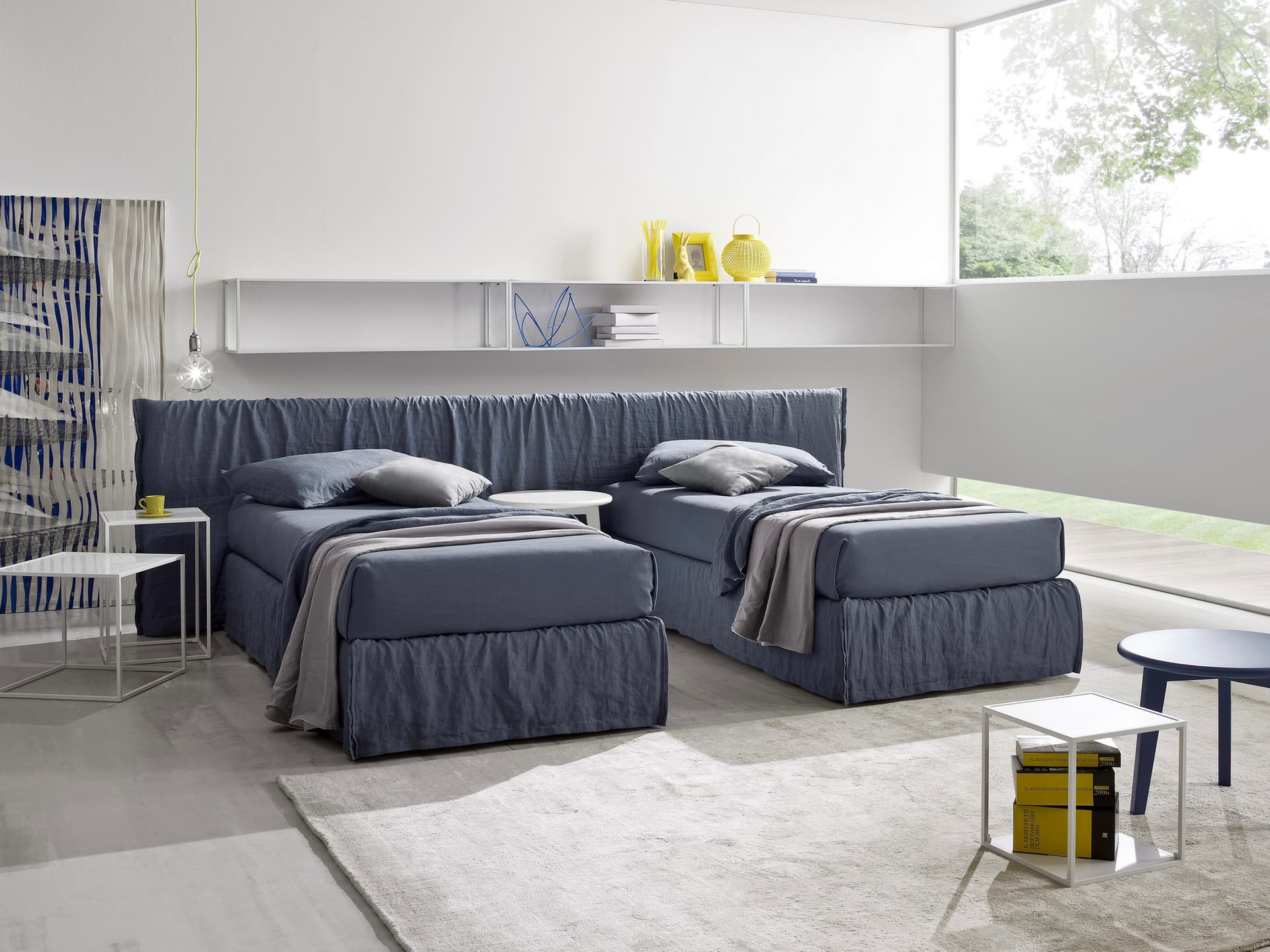 Duomo Design
DRESS
Upholstered single bed