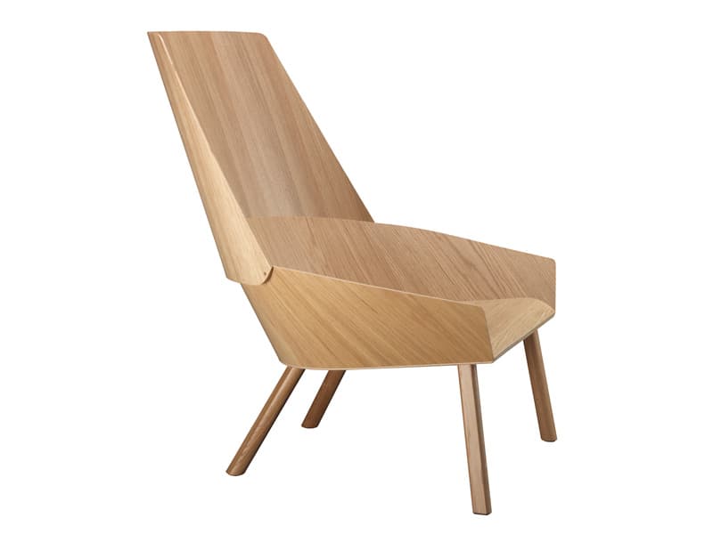 E15
EUGENE
High-back oak armchair
