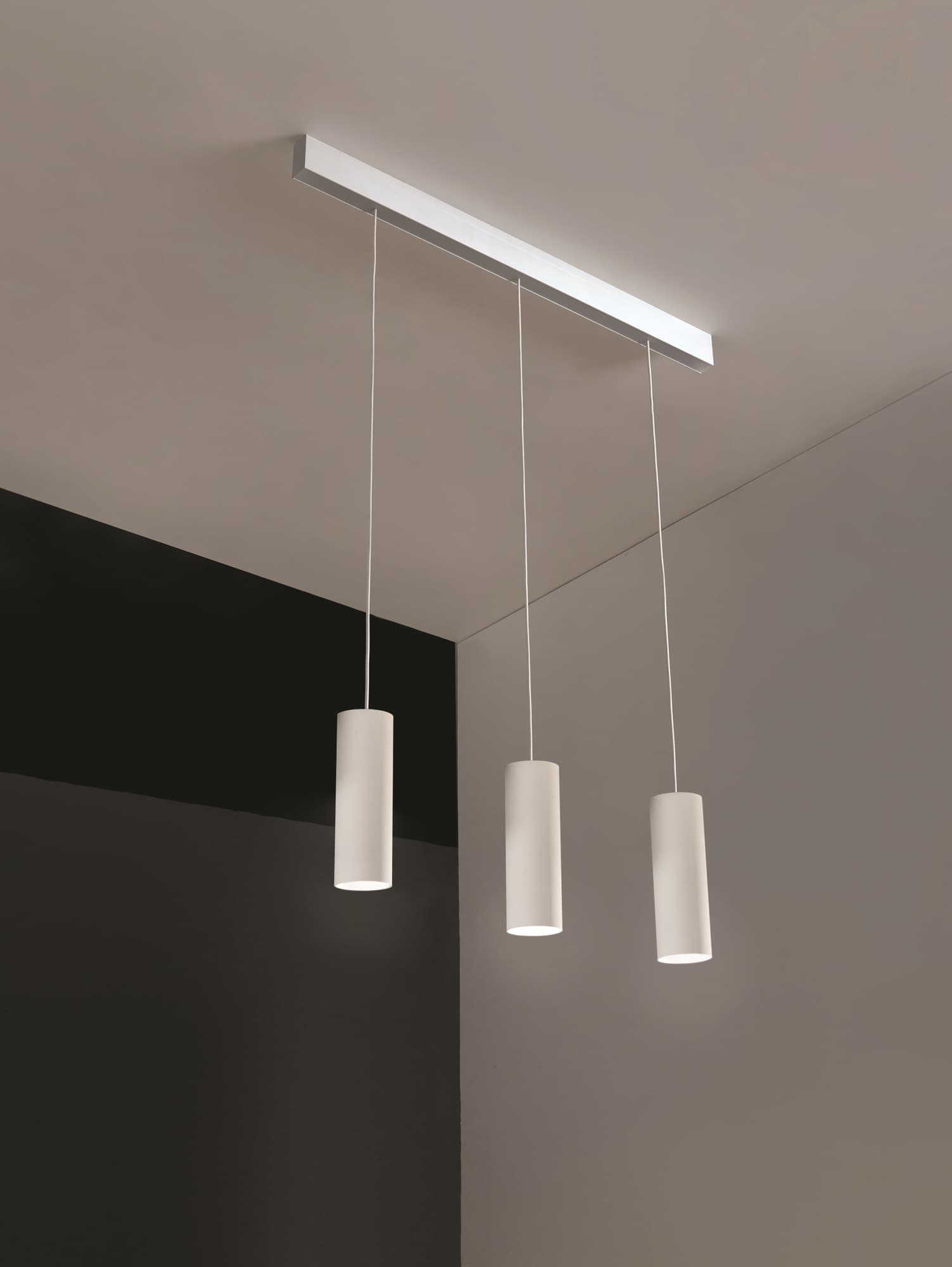 EGOLUCE
EGOTUBE
LED aluminium pendant lamp