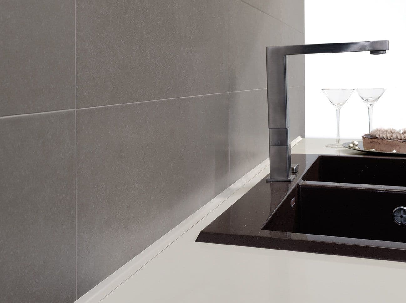 EMAC Italia
NOVOESCOCIA® S ANTIBACTERIANA
Antibacterial edge profile for floors