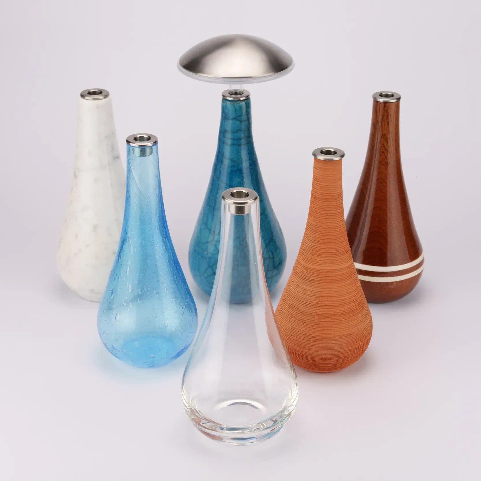 Emera Design
PIN MURANO
Rechargeable Murano glass table lamp