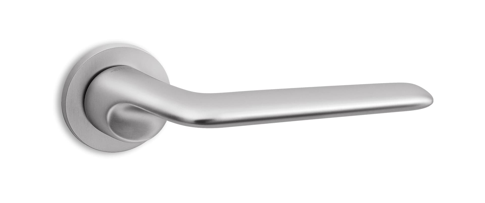 Ento
ELAN
Brass door handle on rose