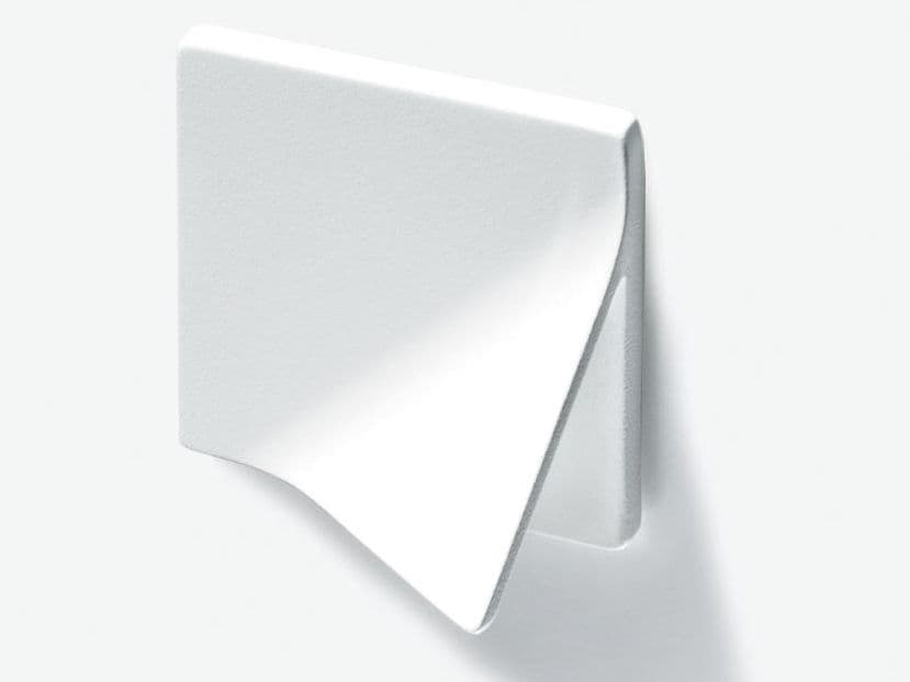 Ermetika
TRI-HANDLE
Metal door handle