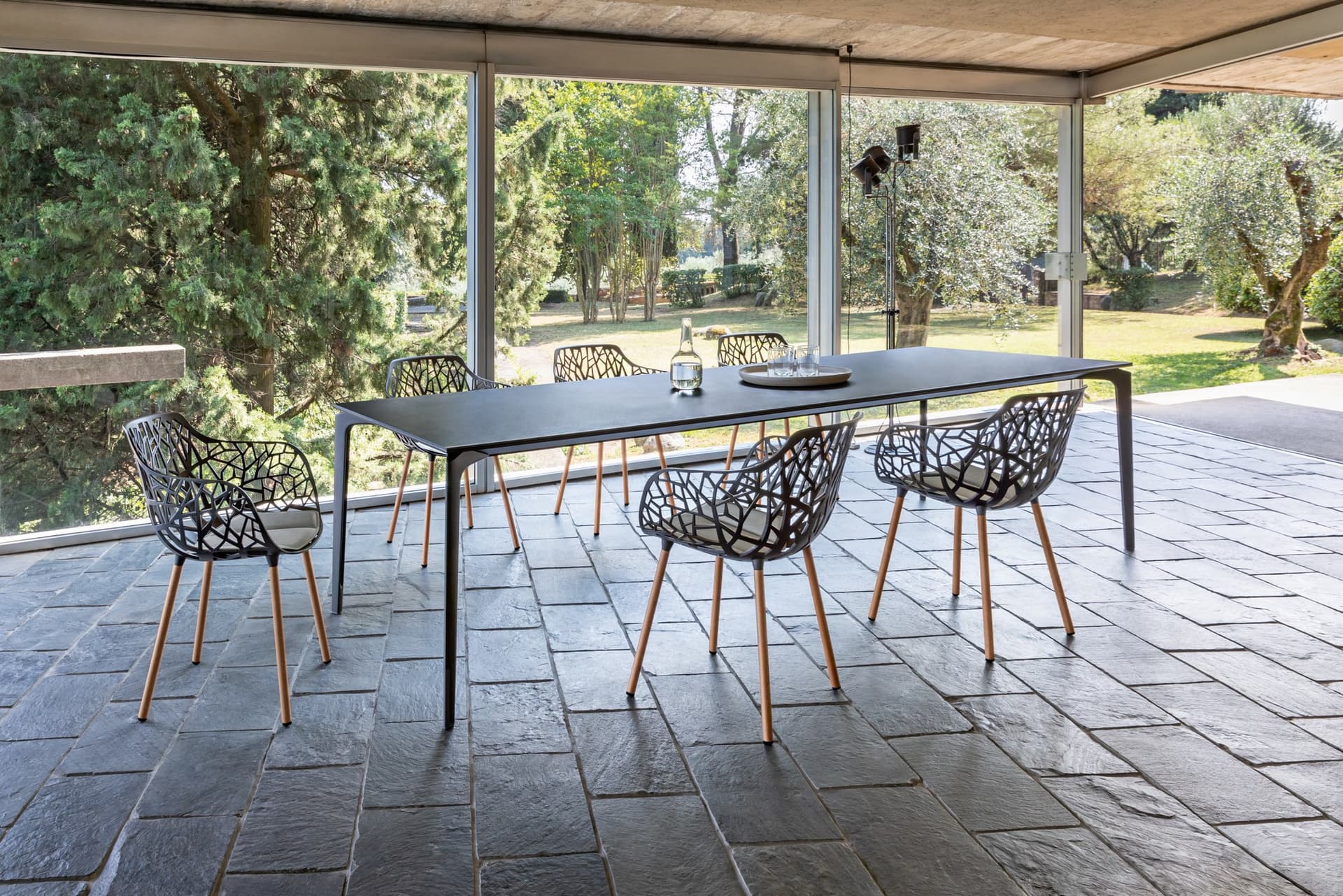 FAST
ALLSIZE
Rectangular extending garden table