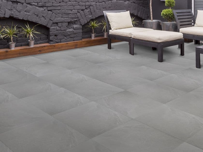 FAVARO1
GRIGIO BASALTO
Porcelain stoneware outdoor floor tiles with stone effect