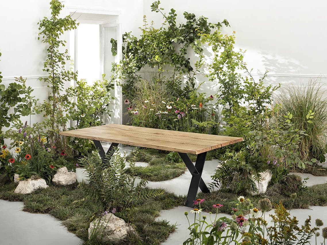 Florian
WOOD&WISE TYPE A
Rectangular steel and wood dining table