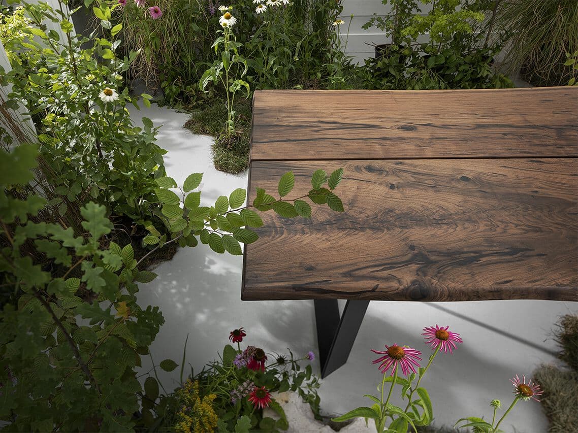 Florian
WOOD&WISE TYPE B
Rectangular steel and wood dining table