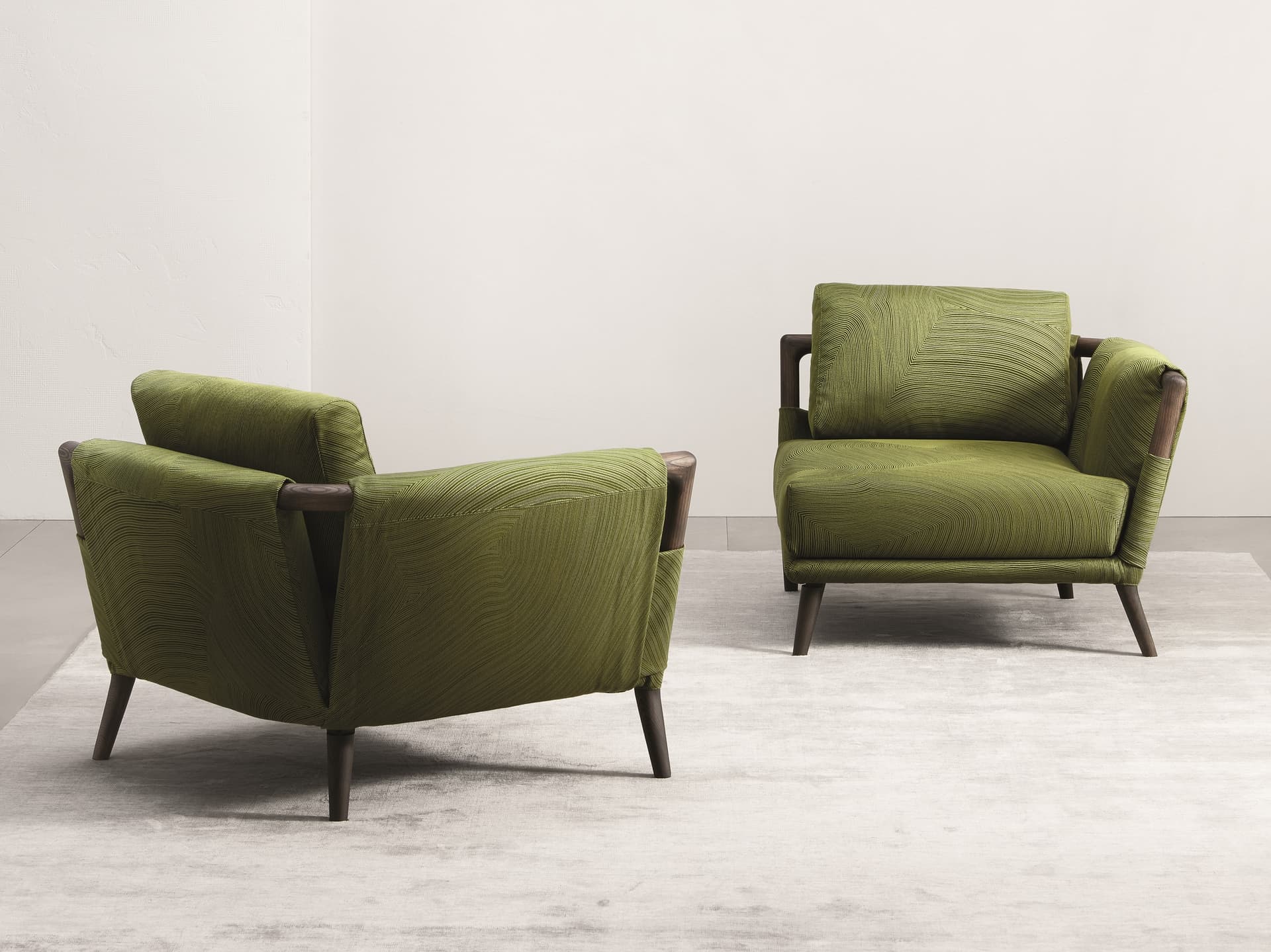 Flou
GAUDÍ
Fabric armchair with removable cover