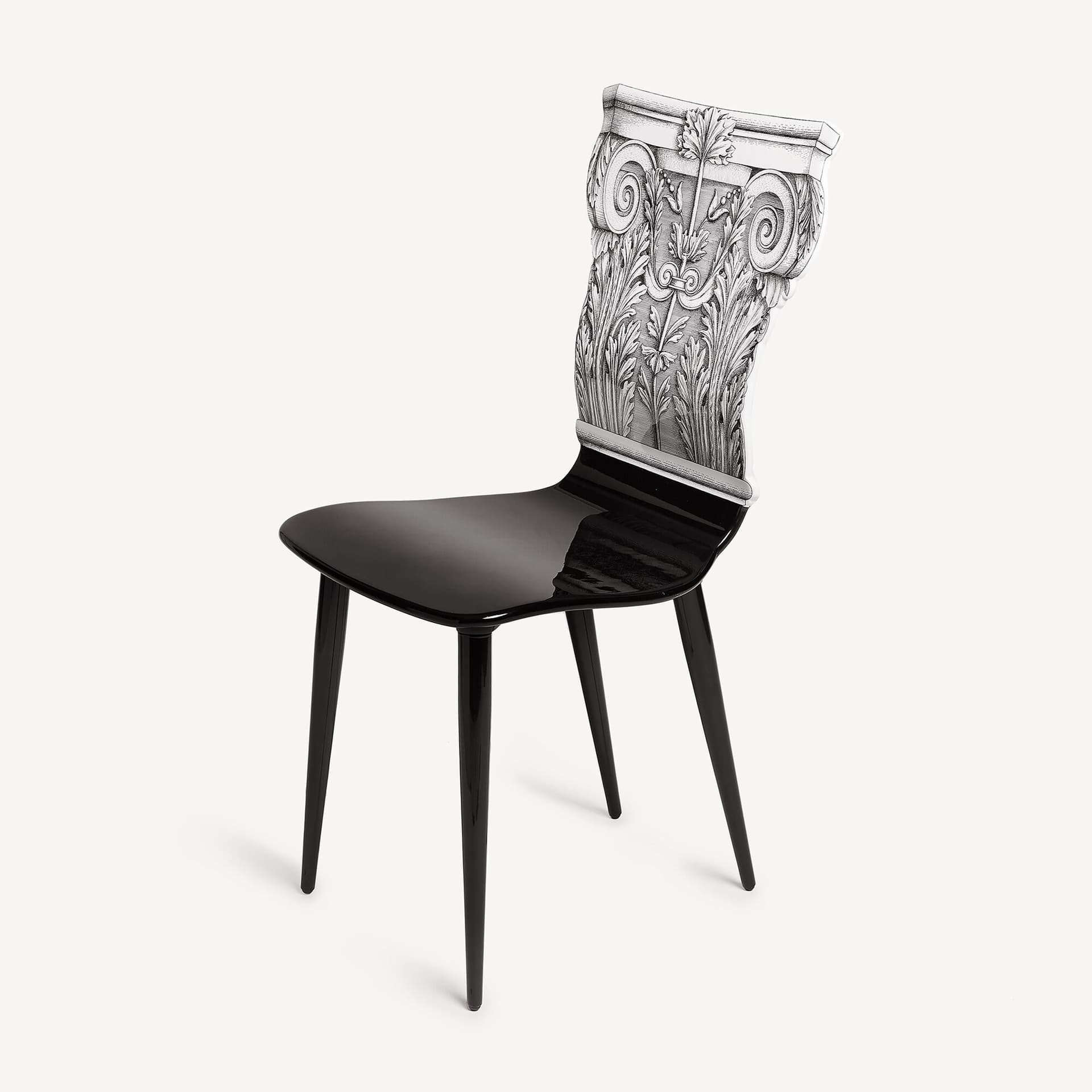 Fornasetti
CAPITELLO CORINZIO
Chair
