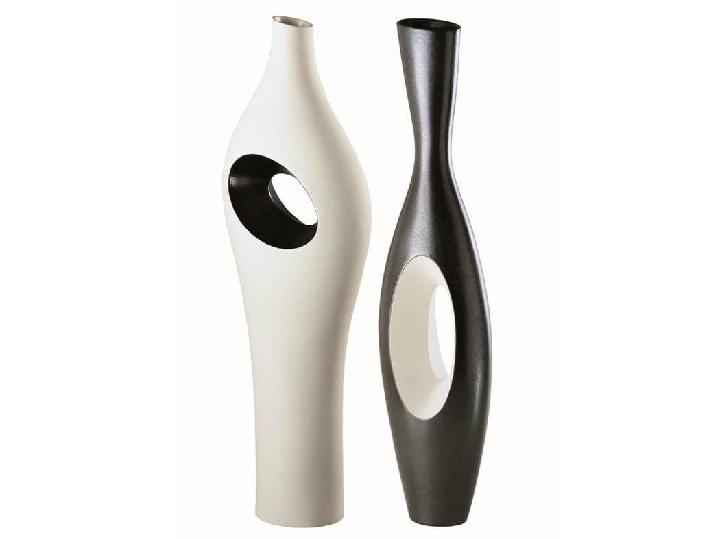 Fos Ceramiche
ELLIPSIS
Porcelain vase