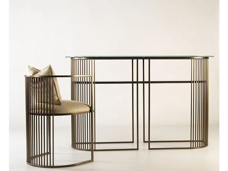 Galbiati
AURA BTB
Demilune glass and steel console table