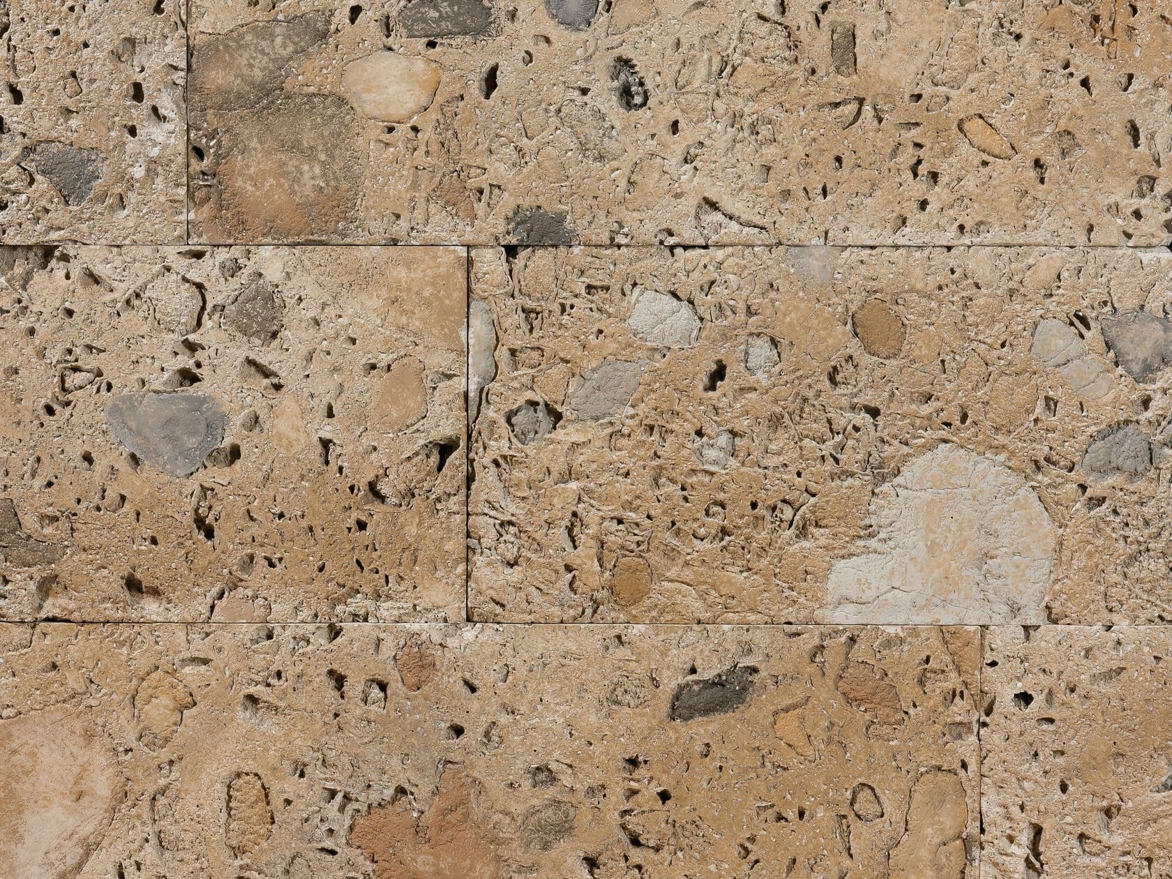 GEOPIETRA®
SEGRÈ
Artificial stone facade element