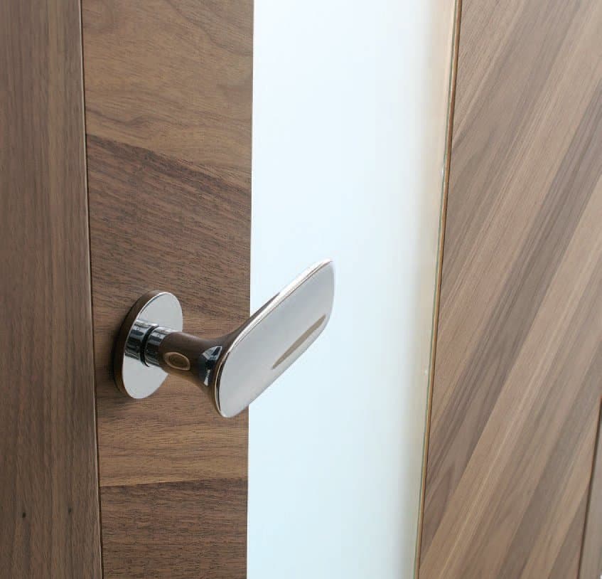 Ghizzi & Benatti
SIDNEY 30
Hinged wooden door