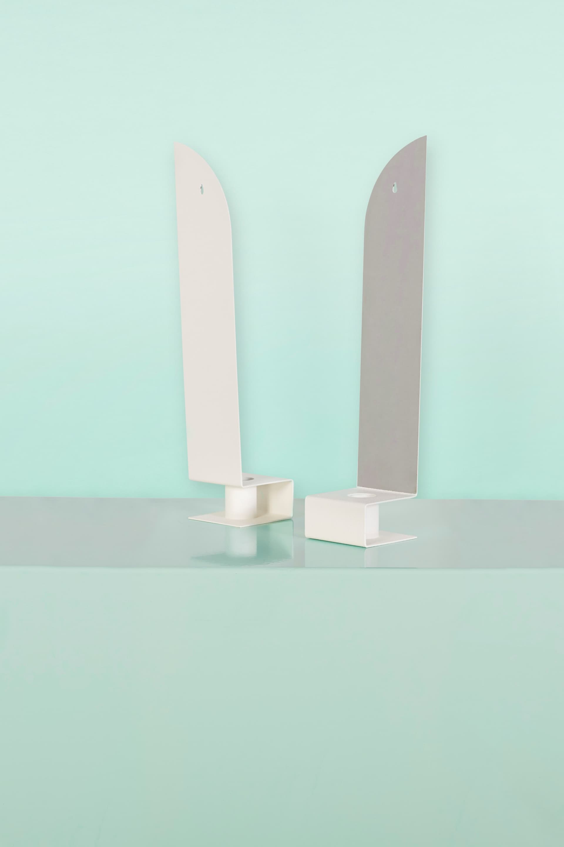 Giacopini
NARCISO
Metal candle holder