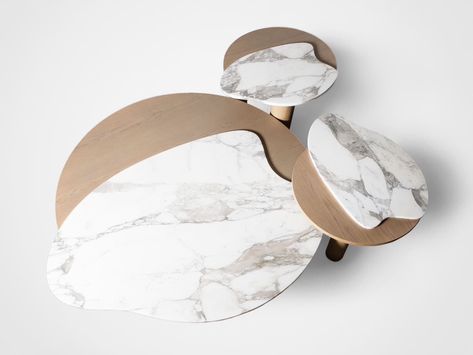 Greenapple
BORDEIRA
Oak and Calacatta marble coffee table set