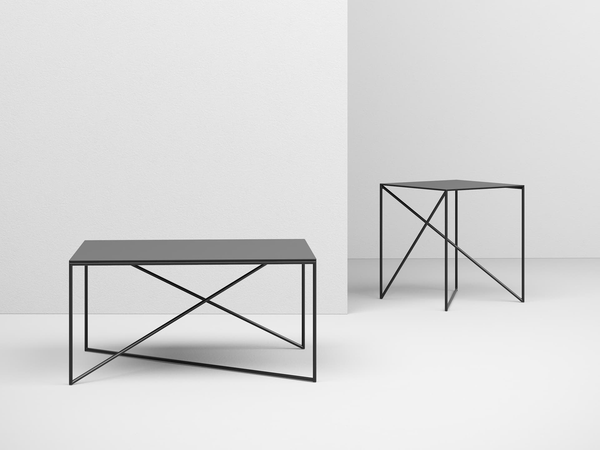 Grupa
DOT
Steel and aluminium side table