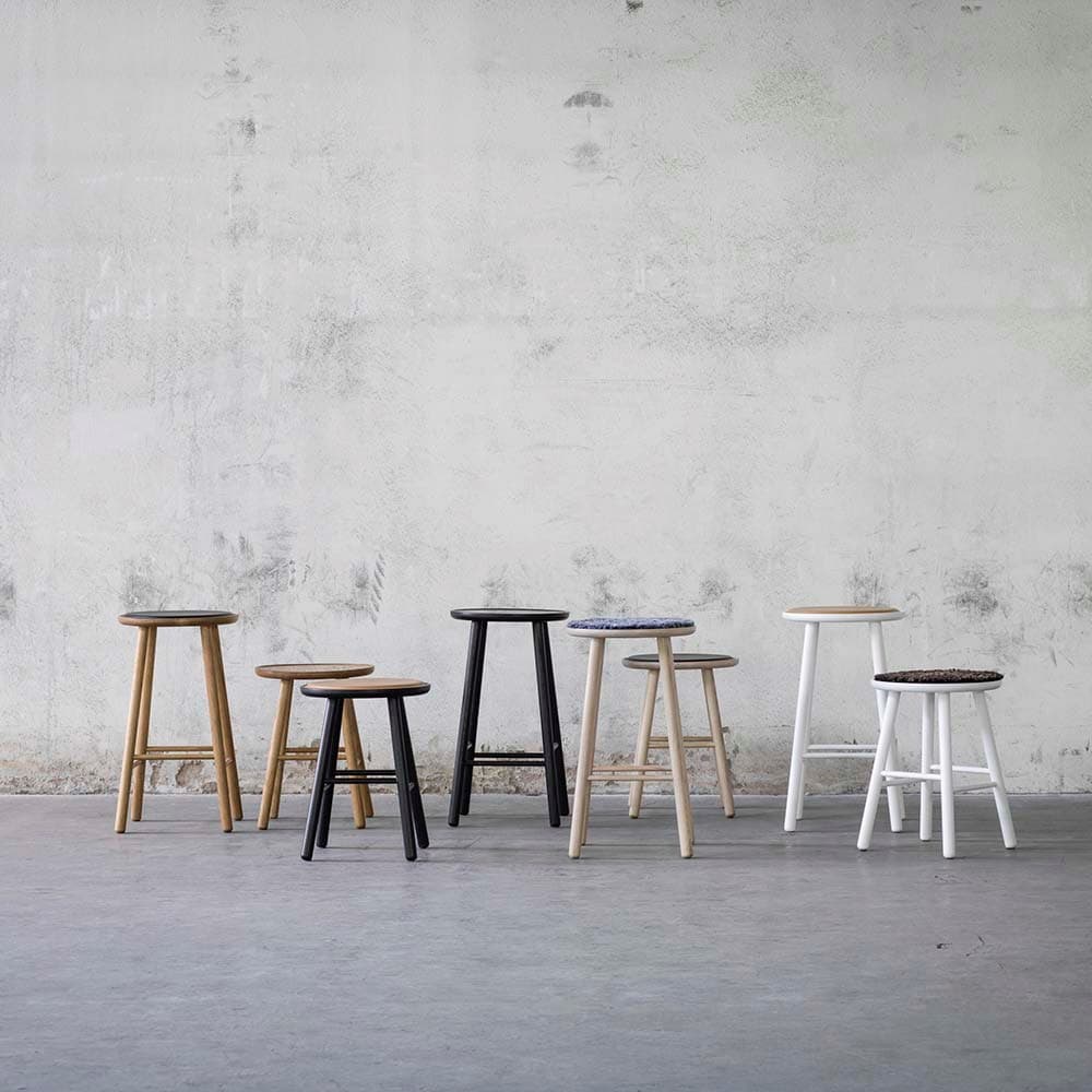 Hans K
ZIGZAG 660
High oak stool with footrest
