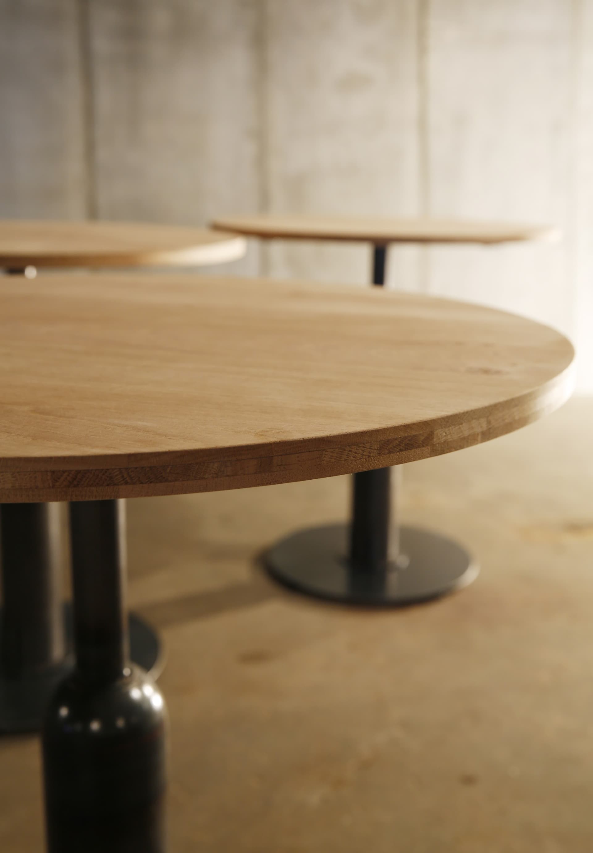Heerenhuis
APOLLO
Round oak table