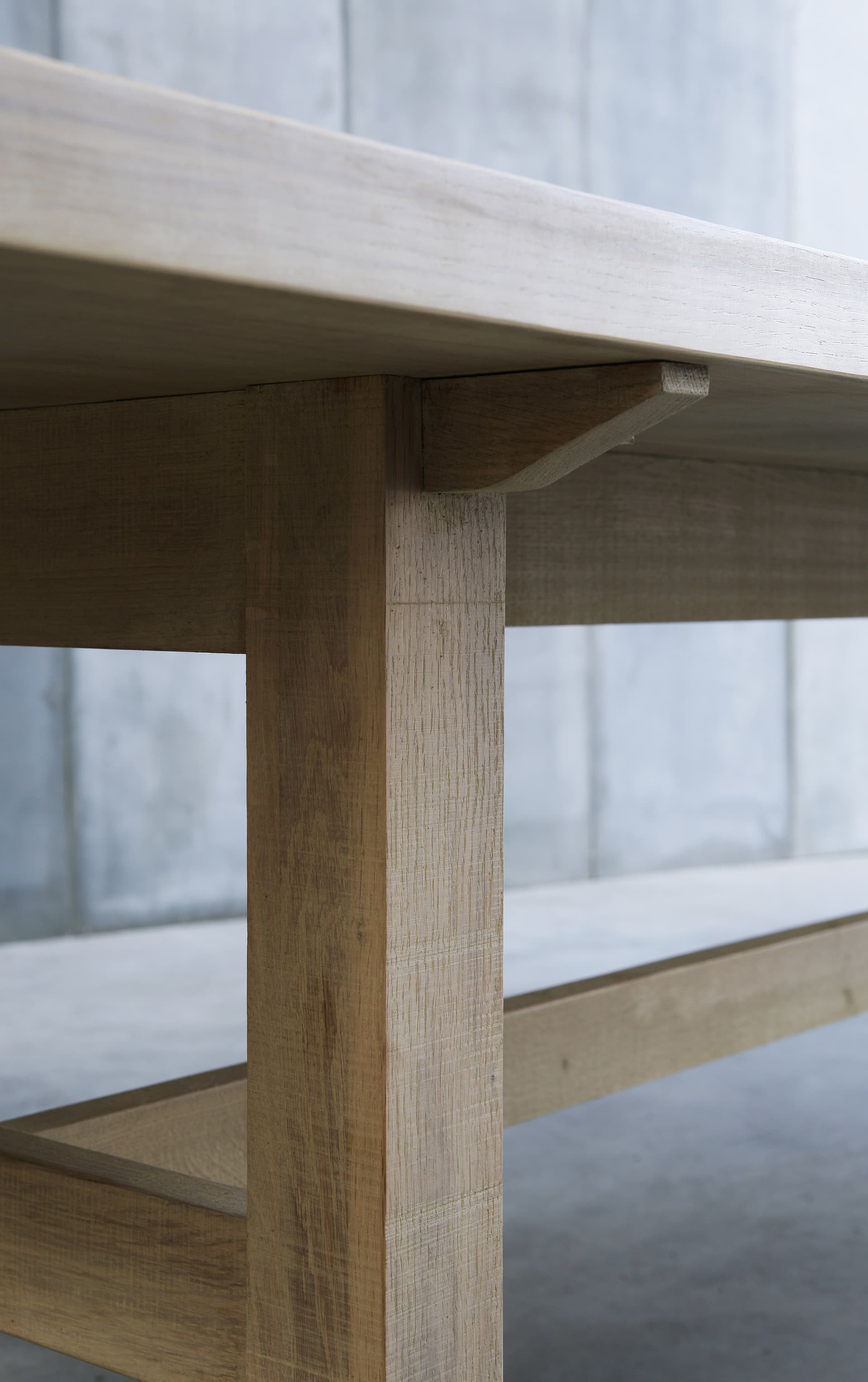 Heerenhuis
TRAPPIST MTM
Custom table