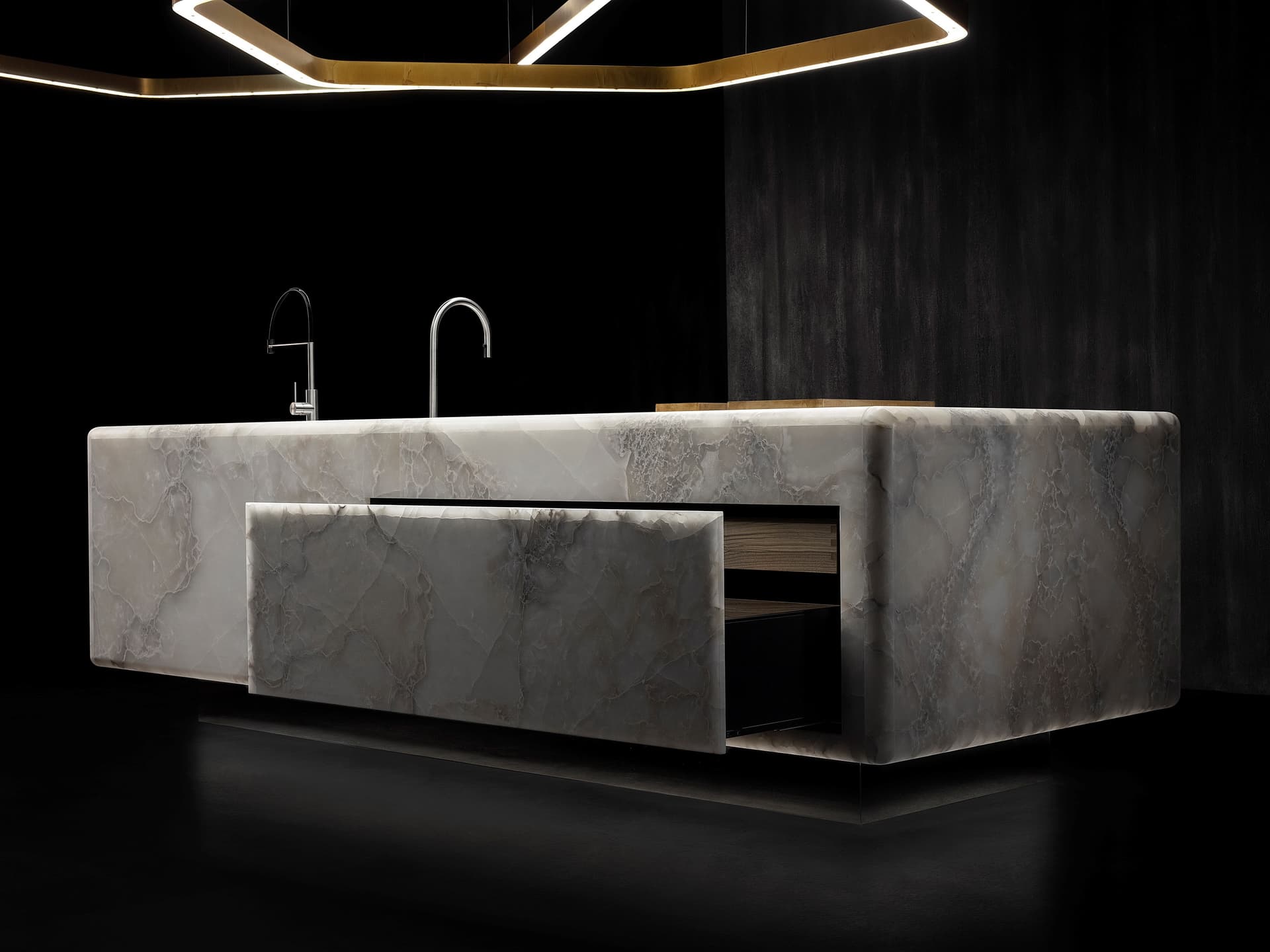 Henge
ONEON
Stone kitchen with island
