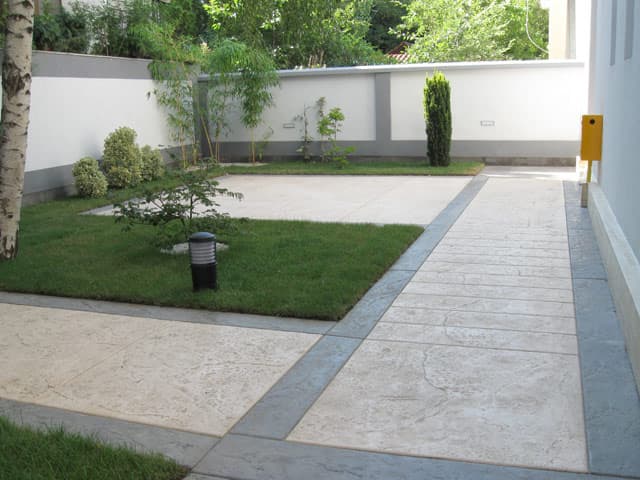 IDEAL WORK
STAMPED CONCRETE
Printed Outdoor continous flooring