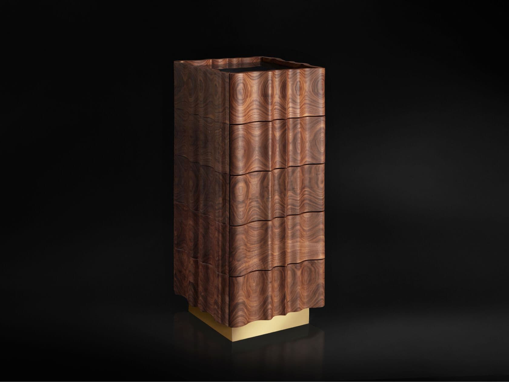 Il Pezzo Mancante
IL PEZZO 2 HIGHBOY
Solid wood chest of drawers