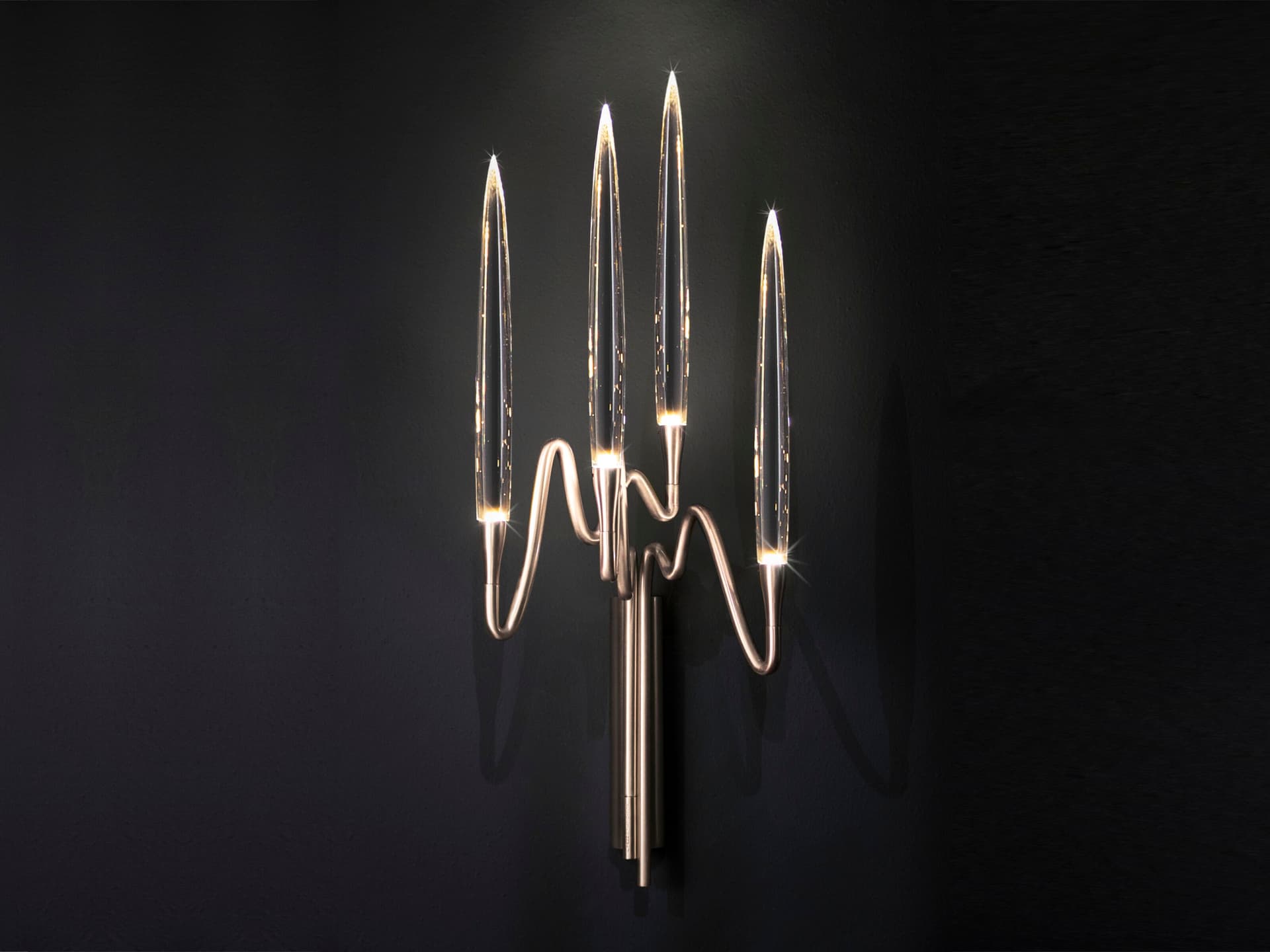 Il Pezzo Mancante
IL PEZZO 3 WALL SCONCE
Handmade LED wall light