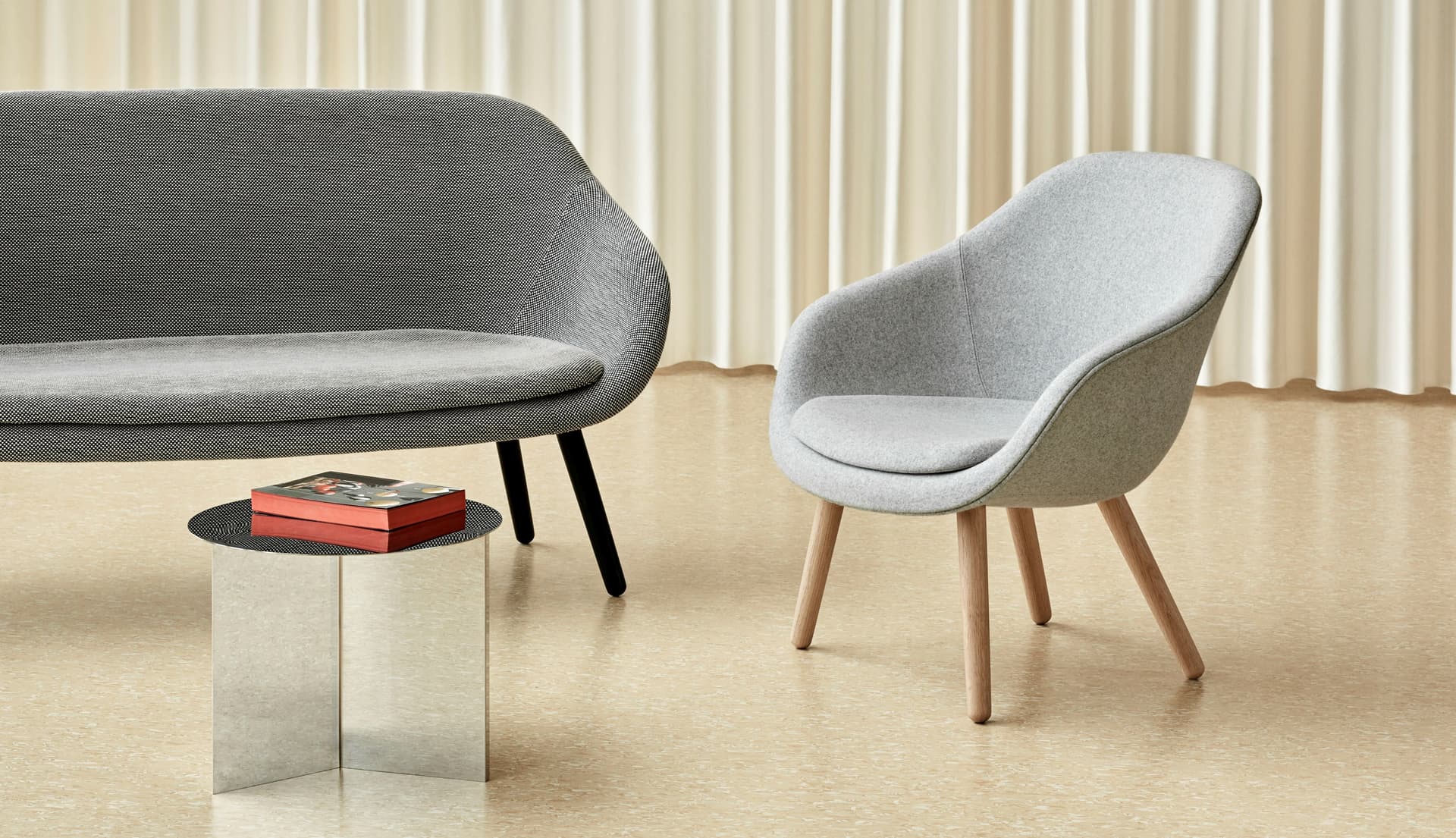 In Stock
HAY - SLIT ROUND 45 MIRROR
Round steel side table