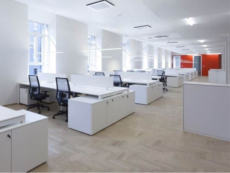 IOC project partners
SPLIT
Low wooden office storage unit