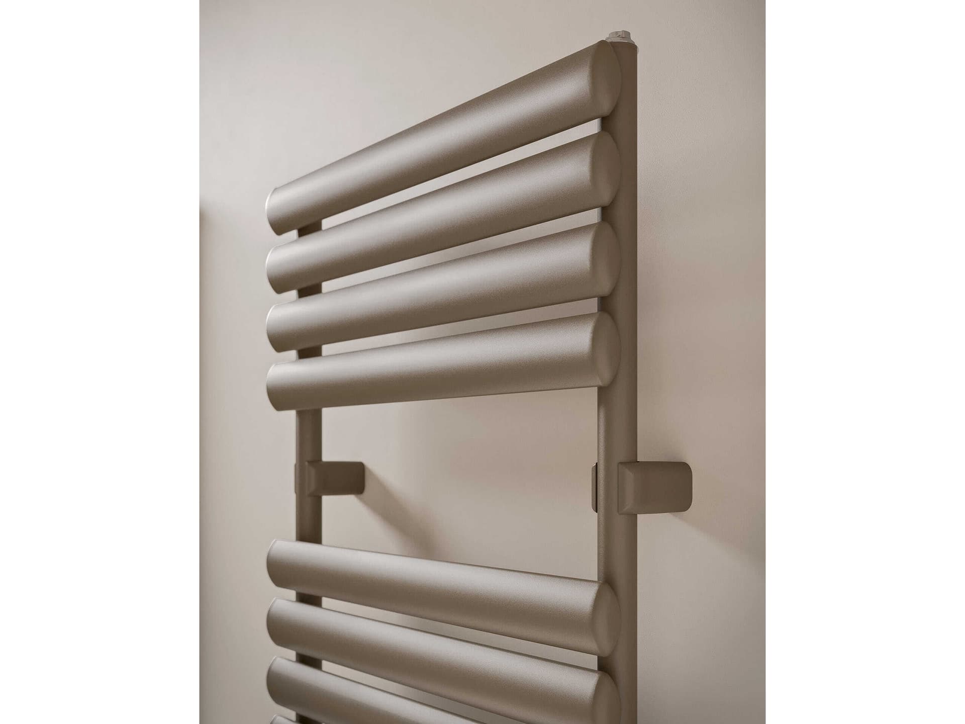 IRSAP
ELLIPSIS B
Vertical steel towel warmer
