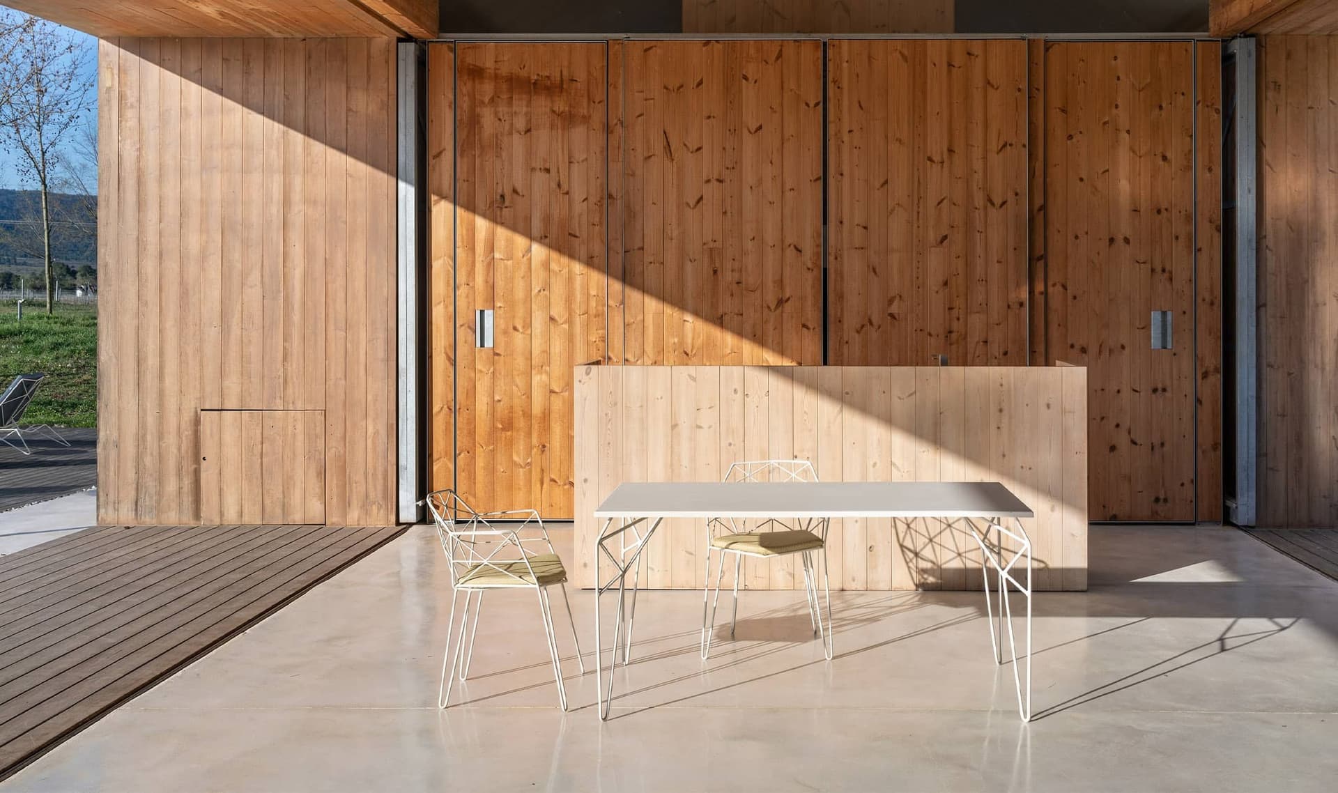 ISIMAR
MITJORN
Rectangular steel garden table